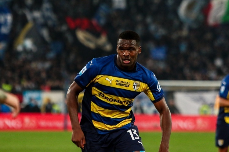 尽管詹姆斯 尽管詹姆斯